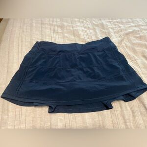 Lululemon Women’s Navy Blue Skort